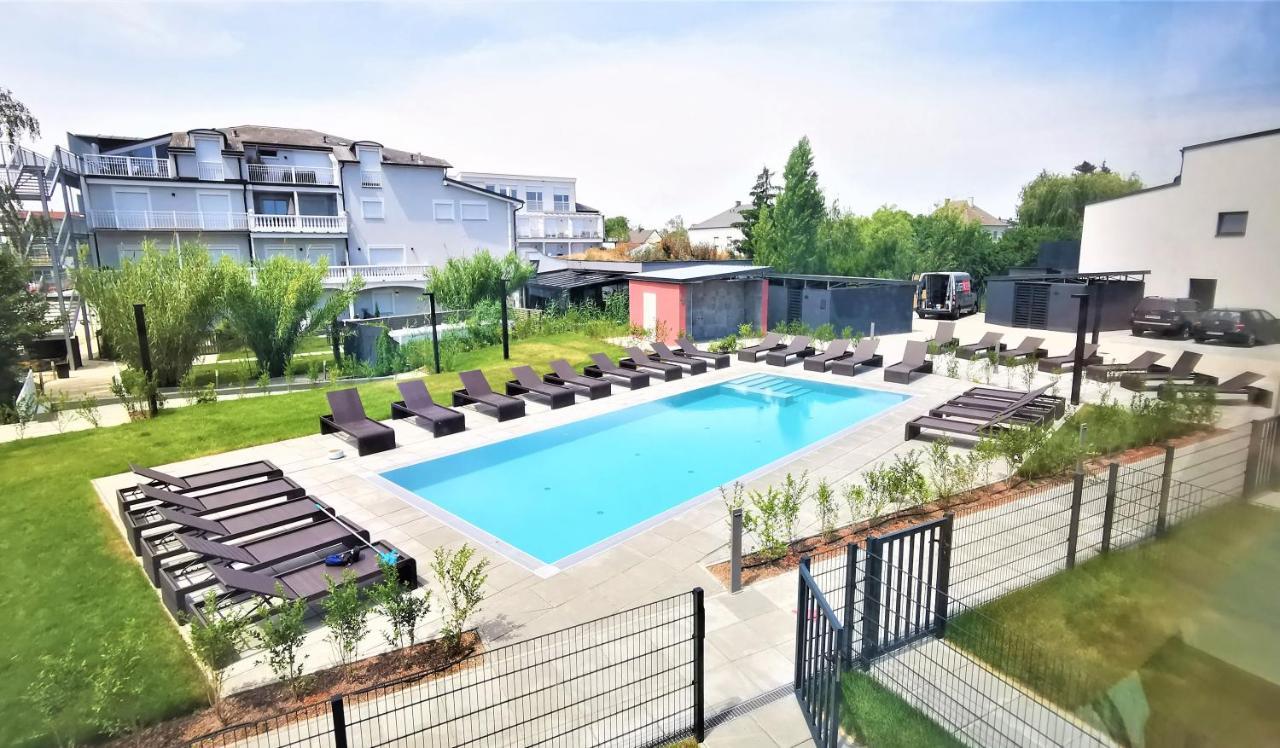 Spa Residenz Neusiedl Appartments Нойзидль-ам-Зе Экстерьер фото